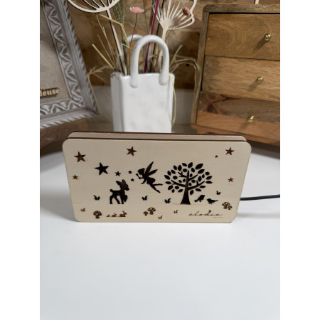 Lampe LED personnalisée pour enfant – Veilleuse en bois gravée